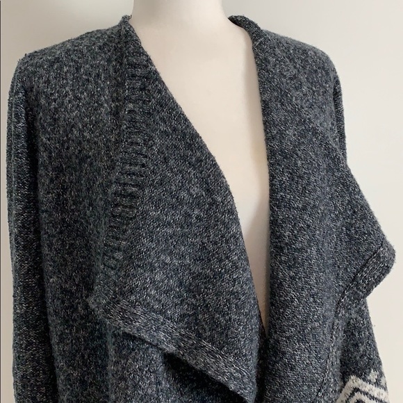 Hollister Drape Cardigan - Picture 2 of 6